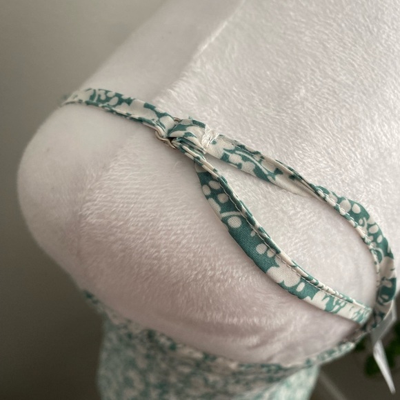 NEW Women‎ Kiss The Sky Lace-Up Mini Dress Green Floral Mini Dress size SMALL - Picture 8 of 13